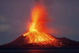 Volcano: Erupting Volcanic Ash and Lava