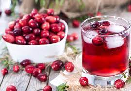 Cranberry Juice and Fruit: Refreshing and Antioxidant-Rich